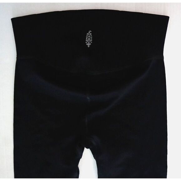 Free People Movement OB1706249 Women's Sz XS/S Black High Rise Cropped Leggings - Picture 5 of 8